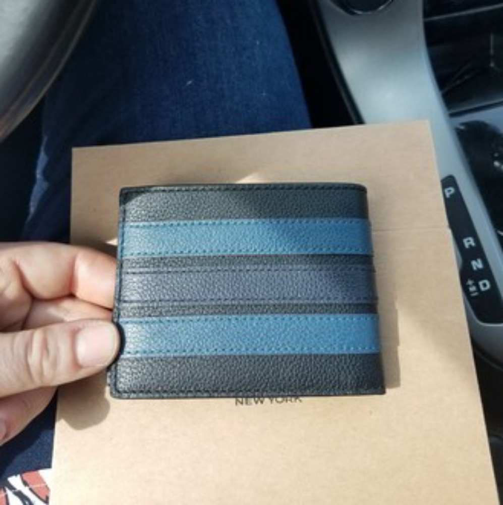 Nwt Coach Men's Slimfold Varsity stripe wallet - Picture 3 of 3